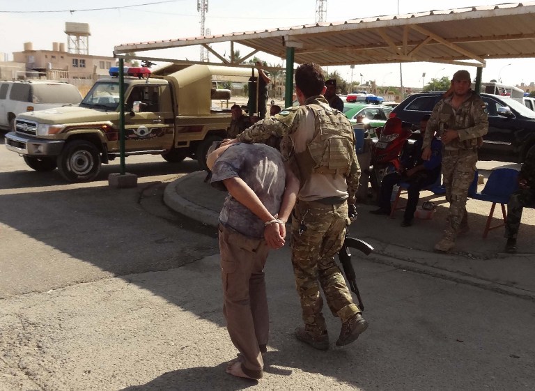  Iraqi troops apprehend IS terrorist at camp for displaced families in Mosul