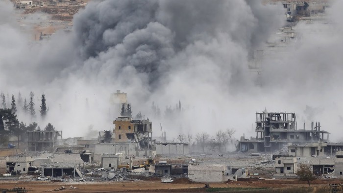  Coalition warplanes bombard Mayadin City near Deir Ezzor