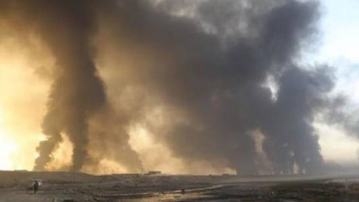  Islamic State set oil fields in Raqqa ablaze
