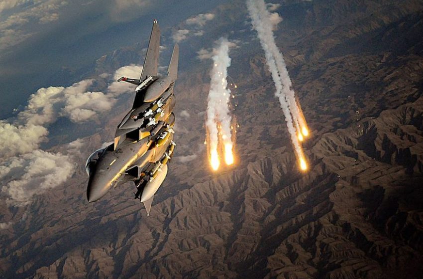  WMC: Airstrike destroys IS weapons cache west of Anbar
