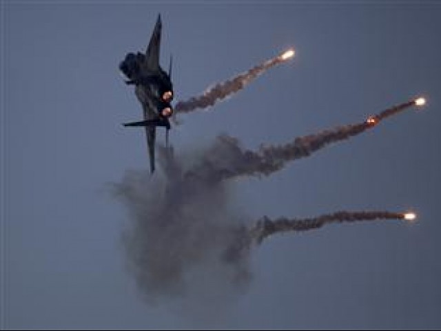  Coalition warplanes destroy sites for ISIS west of Fallujah