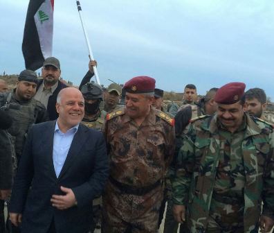  Photos: Abadi visits Ramadi, raises Iraqi flag