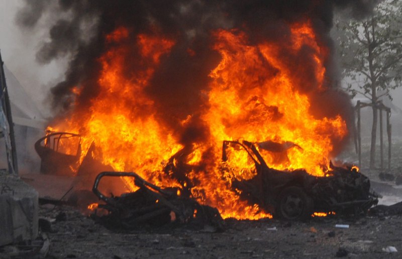  2 car bombs explosion hit central Fallujah