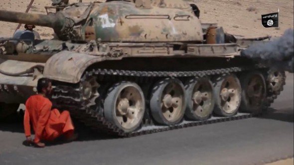  ISIS executes its members who fled Sharqat battle using a bulldozer