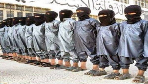 ISIS child with Asian features executes old teacher northern Salahuddin
