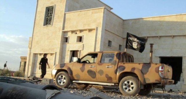  Gunmen kill 3 Islamic State members in western Mosul