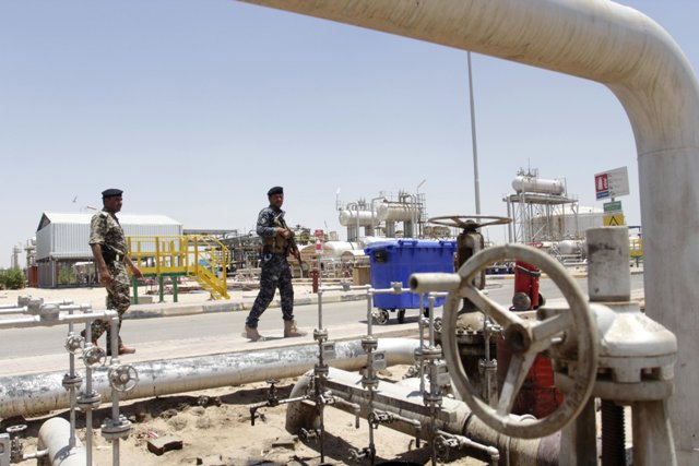  Baiji’s oil refinery could be destroyed during battle to save it