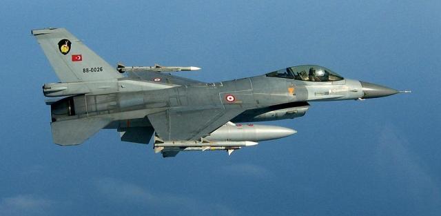  Turkish warplanes attack PKK sites north of Erbil