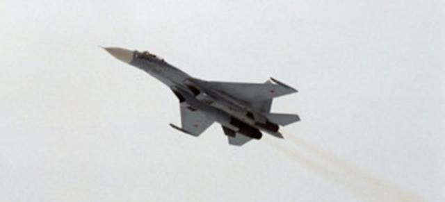  Iraqi warplanes destruct six ISIS headquarters in two provinces