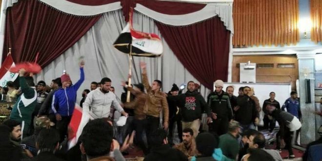  Protesters opposed to Maliki’s southern Iraq tour storm conference