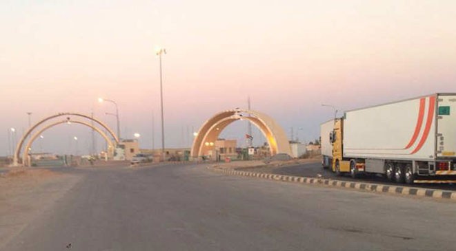  Iraq-Jordan  border crossing passed 250 cargo trucks: minister