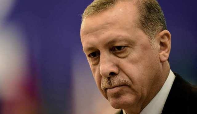  Turkey’s Erdogan calls on Iraqi Kurds to lower Kurdish flag in Kirkuk