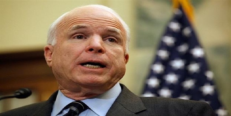  Air campaign in Iraq is useless, says John McCain
