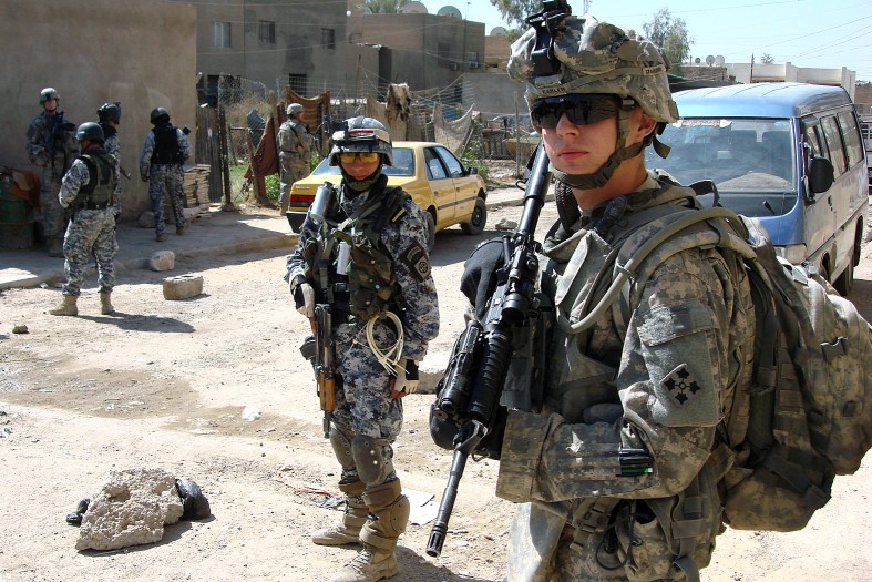  Washington seeks increasing military bases in Iraq: Expert
