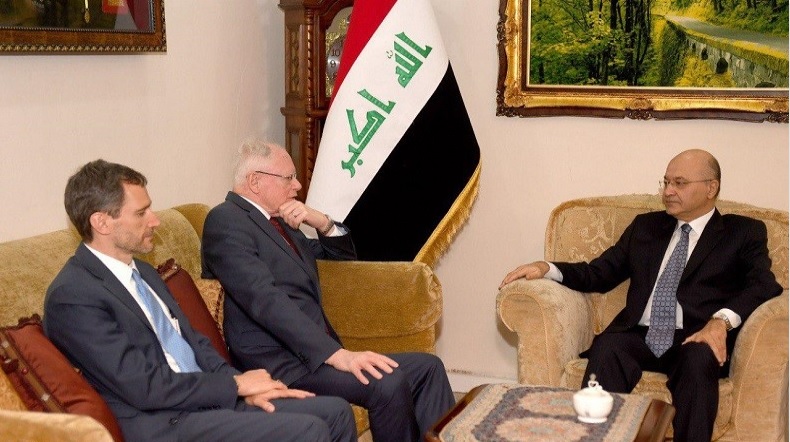  Iraqi president meets U.S. envoy on security, political cooperation