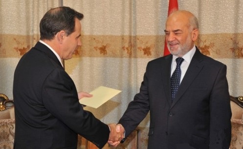  Jaafari meets US Ambassador to Iraq to discuss return of displaced people