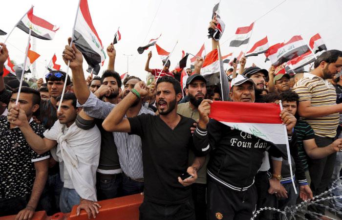  Security forces use live ammunition to disperse protest, northwest of Baghdad