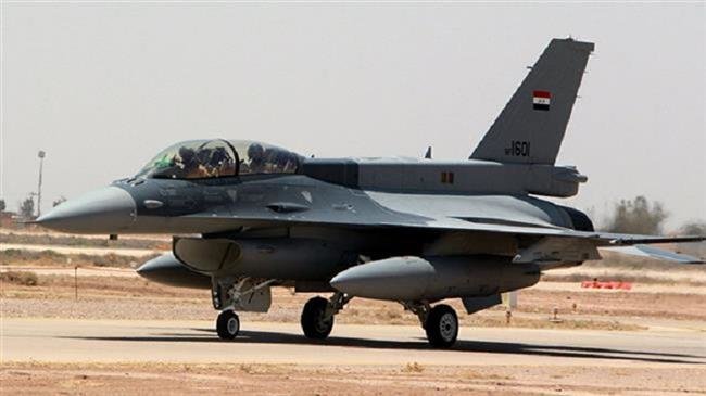 Iraqi warplanes kill 3 Islamic State militants in Anbar