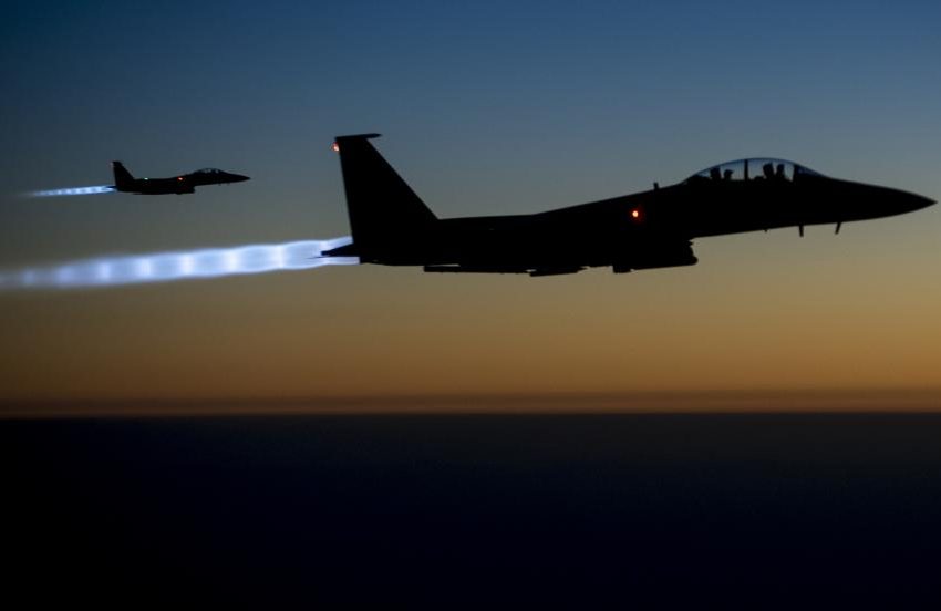  Coalition airstrike kills 12 IS militants in eastern Mosul