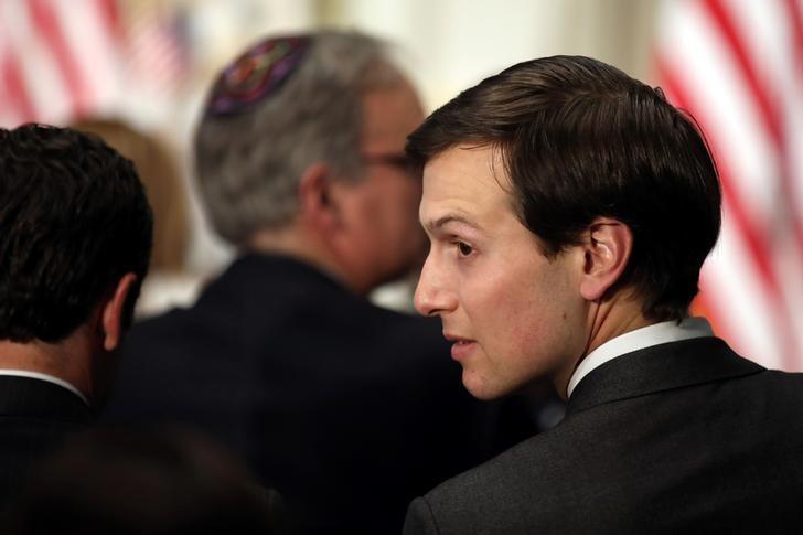  Trump’s son-in-law, Kushner, flies into Iraq with top U.S. general
