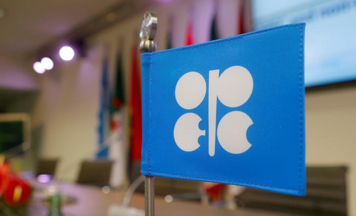  OPEC heads towards supply cut extension as Saudi signals most on board