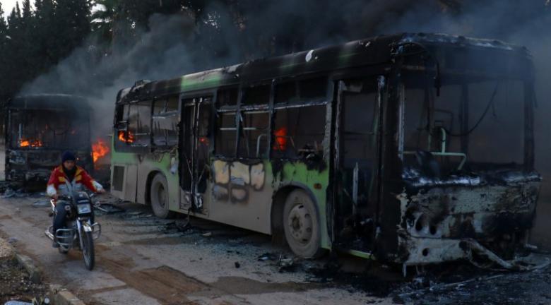  Gunmen burn buses, Aleppo convoy goes through