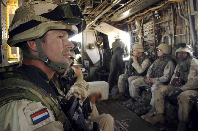  Netherlands suspends mission in Iraq over security threats