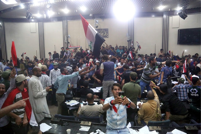  URGENT: Shia cleric Sadr’s supporters storm Council of Ministers building in central Baghdad