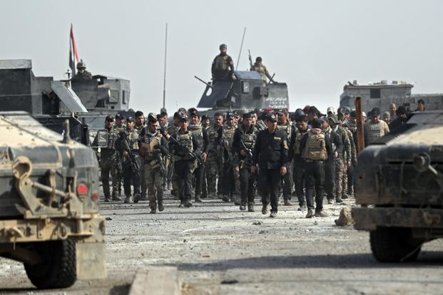  Iraqi troops kill 15 Islamic State militants on border with Syria