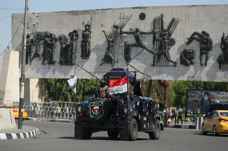  Gunmen kill Iraqi security man, wound four others near protest in Basra