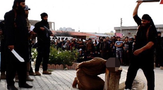 ISIS beheads seven members for “delinquency” during battles