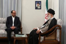  Maliki meets Khaminae in Tehran