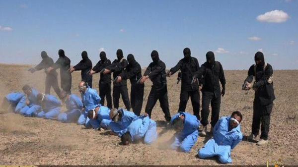  Exclusive pictures: ISIS executes 10 people, replaces the orange color with the blue