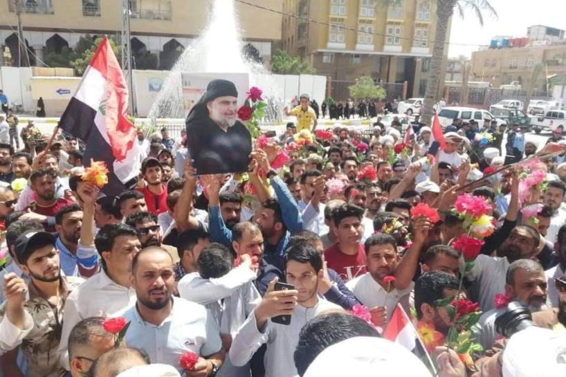  Hundreds of Sadr supporters demonstrate outside Bahraini consulate in Najaf