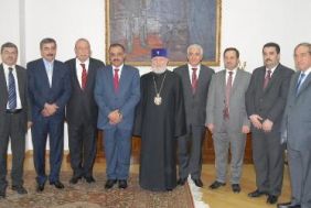  Shawis, Armenian Catholicos Karekin II discuss mutual relations