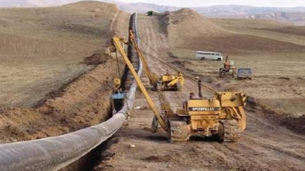  Iran to pump natural gas to Iraq next month