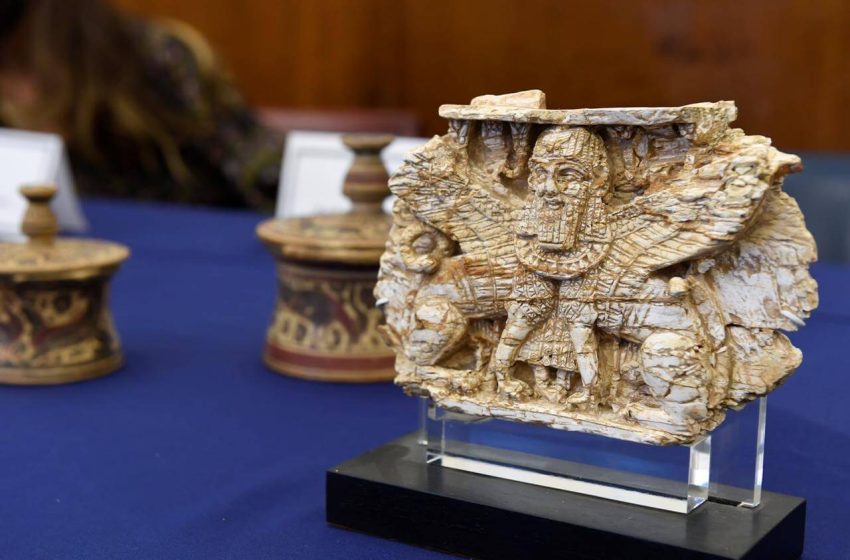 Five stolen Iraqi artifacts returned to where they belong