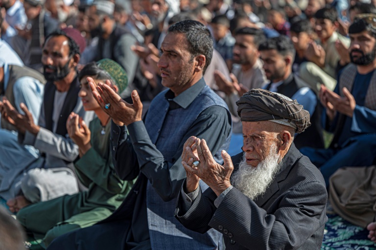  Afghan leader hails ‘security’ in rare appearance to mark Eid