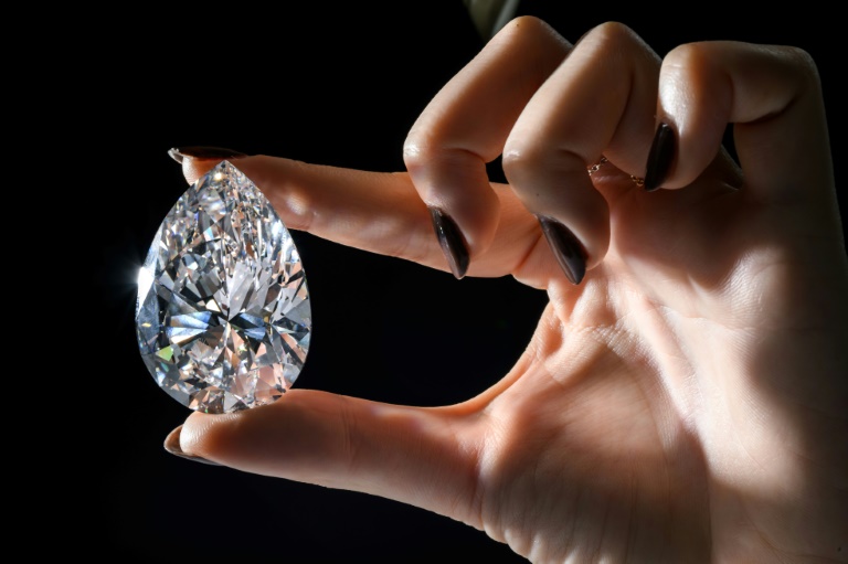  ‘The Rock’ diamond dazzles in Geneva