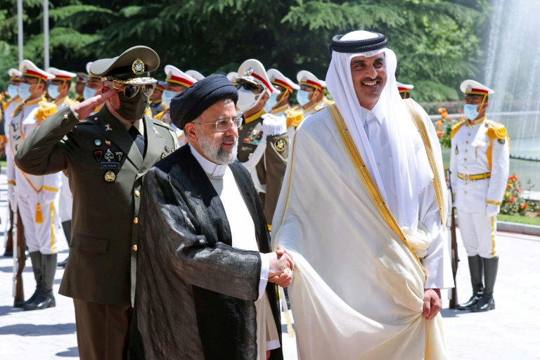  Qatar emir visits Iran as nuclear talks falter