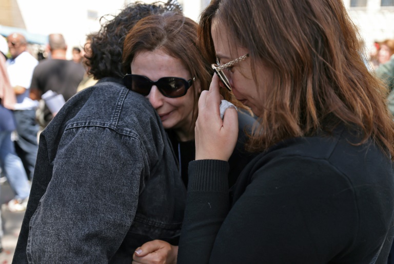  Thousands mourn at Jerusalem funeral for Al Jazeera journalist
