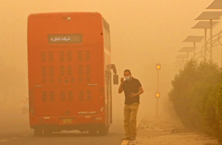  Sandstorms pose serious risk to human health