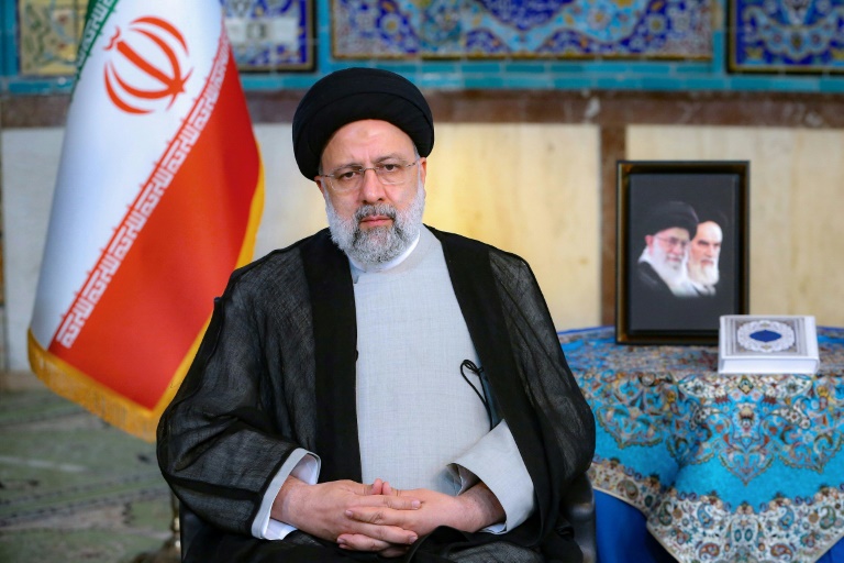  Iran will ‘avenge’ killing of Guards colonel: president