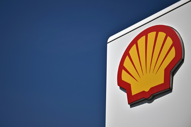  Environmental protesters force suspension of Shell AGM
