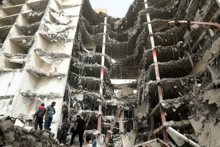  Death toll reaches 34 in Iran tower block collapse