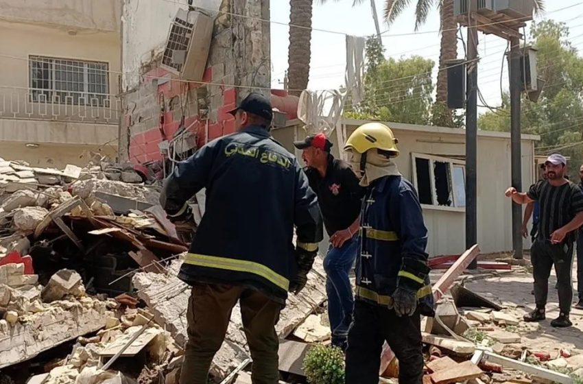  Civilians trapped in restaurant collapse in central Baghdad