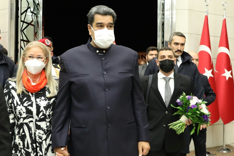  Excluded from Americas Summit, Maduro visits Turkey