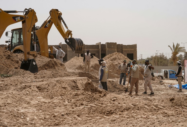  From Saddam to IS: Iraq still exhuming mass graves