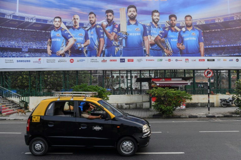  Global media giants battle for IPL cricket rights