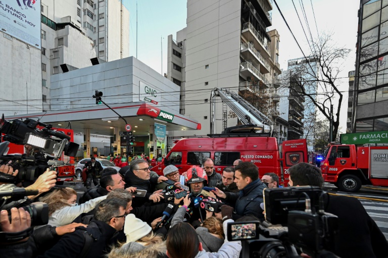  Five dead, 35 hospitalized after Buenos Aires fire